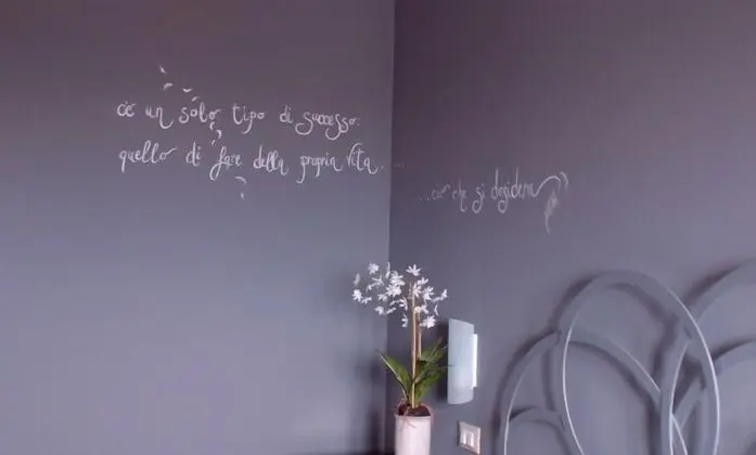 Tek Büyük Yataklı Oda, Havuz Manzaralı (Desiderio)