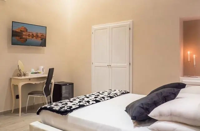 Standard Tek Büyük veya İki Ayrı Yataklı Oda