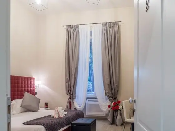 Standard Tek Büyük veya İki Ayrı Yataklı Oda