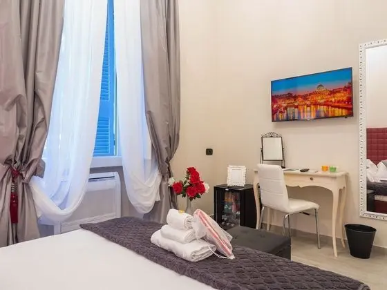 Standard Tek Büyük veya İki Ayrı Yataklı Oda