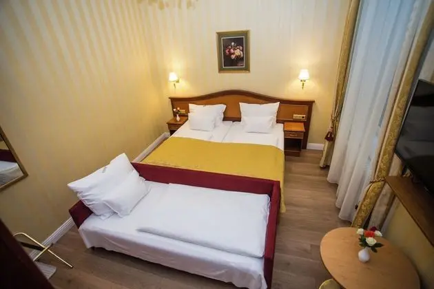 Premium Tek Büyük Yataklı Oda
