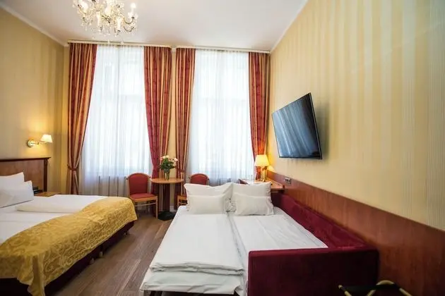 Superior Tek Büyük Yataklı Oda