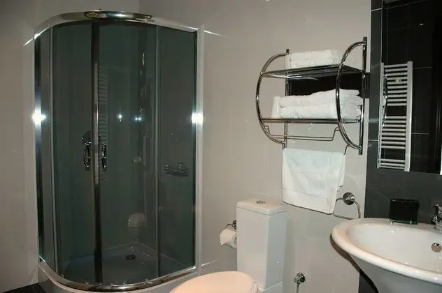 Standard Tek Büyük veya İki Ayrı Yataklı Oda