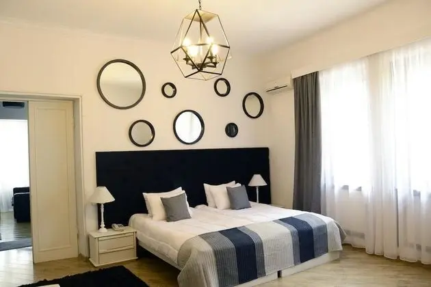 Comfort Tek Büyük veya İki Ayrı Yataklı Oda