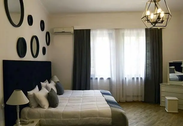 Comfort Tek Büyük veya İki Ayrı Yataklı Oda