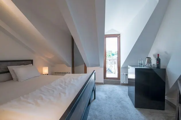 Deluxe Tek Büyük Yataklı Oda, 1 Büyük (Queen) Boy Yatak, Balkon, Şehir Manzaralı