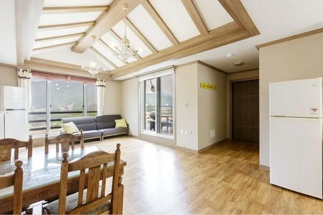 Daire (Amber, Max 4 People)