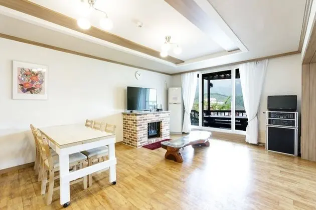 Daire (Ruby, Max 7 People)