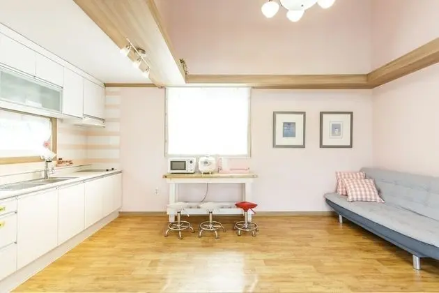 Dubleks (Pink Topaz, Max 5 People)