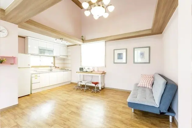 Dubleks (Pink Topaz, Max 5 People)