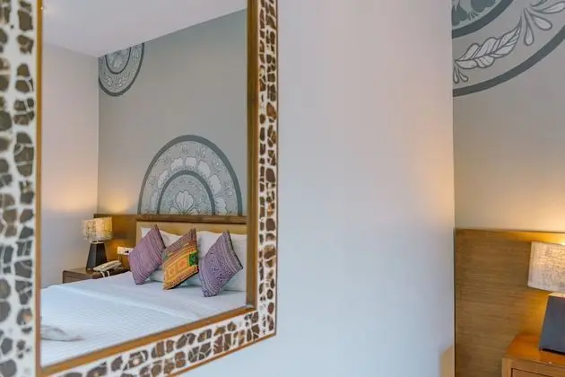 One Bedroom Grand Suite with Balcony