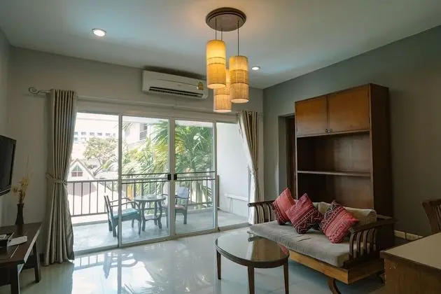 One Bedroom Grand Suite with Balcony