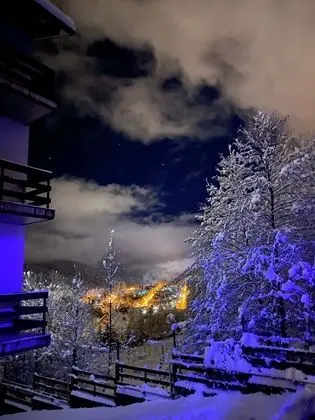 Standard Stüdyo, Balkon
