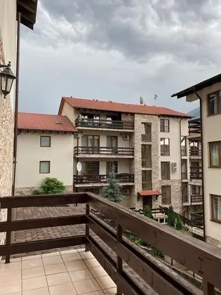 Superior Stüdyo, Küçük Mutfak