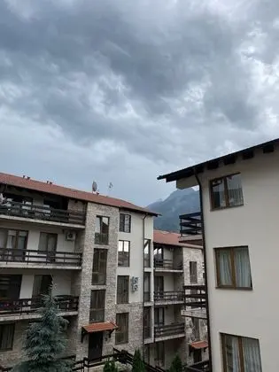 Superior Stüdyo, Küçük Mutfak