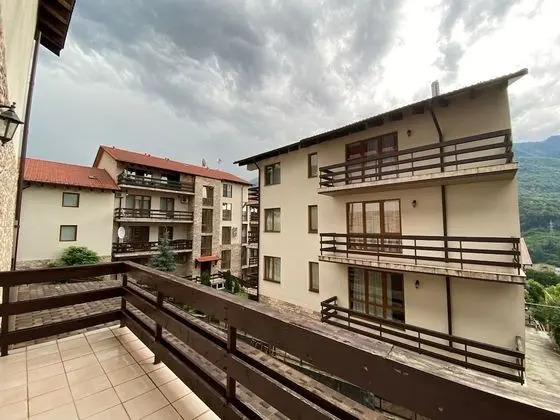 Superior Stüdyo, Küçük Mutfak