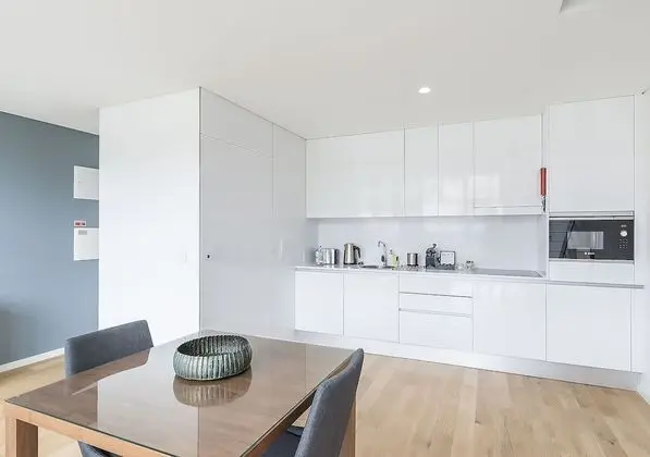 Deluxe Çatı Katı (Loft), 1 Büyük (Queen) Boy Yatak, Havuz Kullanımı, Bahçe Manzaralı (Duplex)