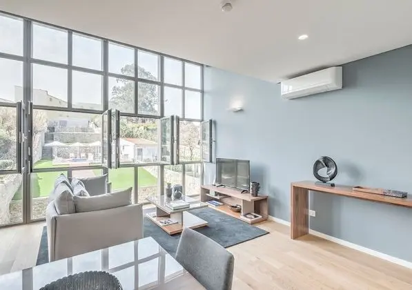 Deluxe Çatı Katı (Loft), 1 Büyük (Queen) Boy Yatak, Havuz Kullanımı, Bahçe Manzaralı (Duplex)