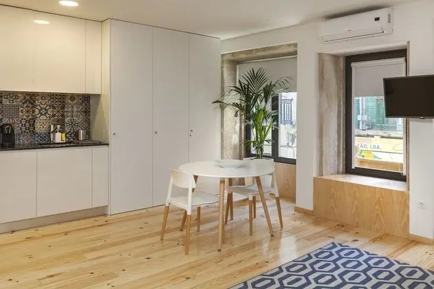 Standard Stüdyo, Şehir Manzaralı