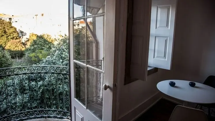 Tek Büyük Yataklı Oda, Balkon