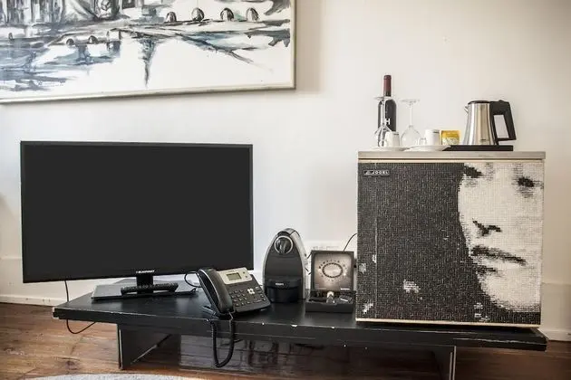 Tek Büyük Yataklı Oda, Balkon