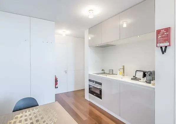 Superior Stüdyo, Nehir Manzaralı