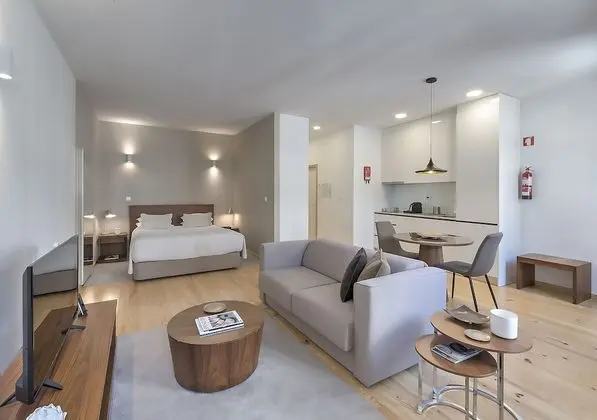 Standard Stüdyo, Şehir Manzaralı