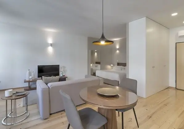 Standard Stüdyo, Şehir Manzaralı