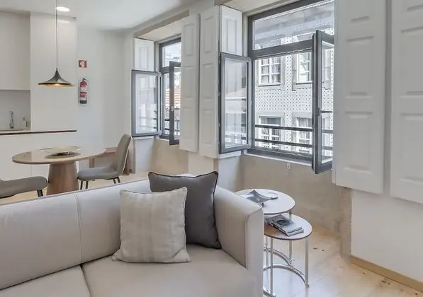 Superior Stüdyo, Şehir Manzaralı