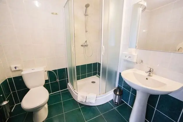 Superior Tek Büyük veya İki Ayrı Yataklı Oda