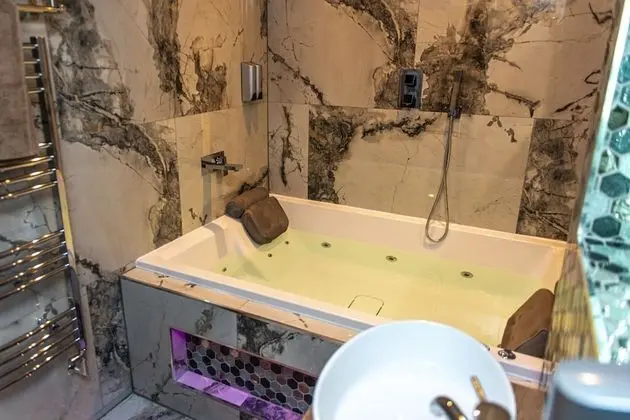 Deluxe Apart Daire, Engellilere Uygun, Özel Banyo (Jacuzzi)