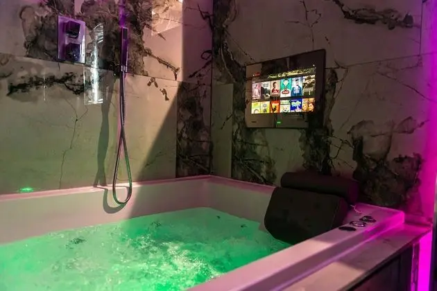 Deluxe Apart Daire, Engellilere Uygun, Özel Banyo (Jacuzzi)