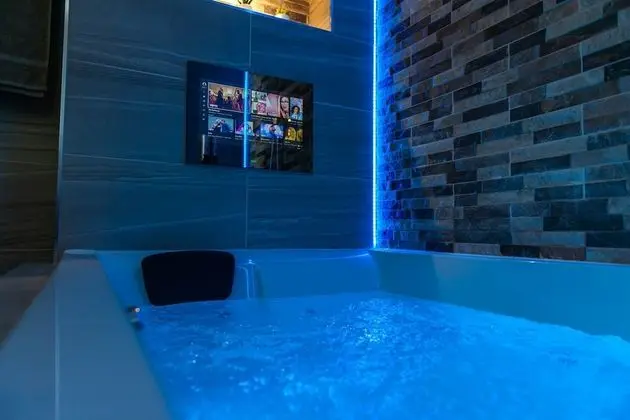 Executive Apart Daire, Engellilere Uygun, Özel Banyo (Jacuzzi - Apartment 1)