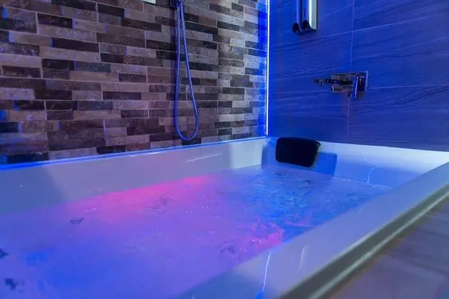 Executive Apart Daire, Engellilere Uygun, Özel Banyo (Jacuzzi - Apartment 1)