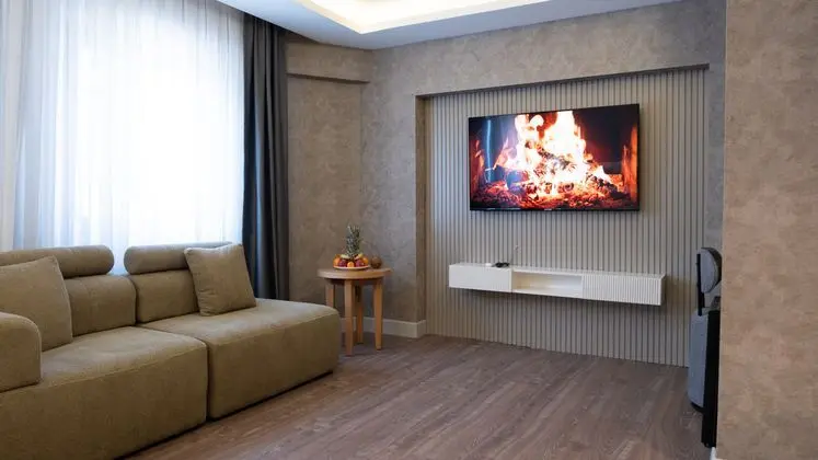 Jakuzili Aile Suite