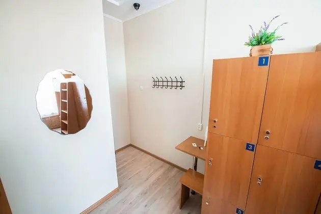 Ortak Ranzalı Oda, Sadece kadınlar için