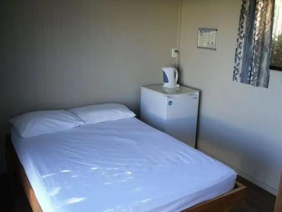 Kulübe, Ortak Banyo (1 Double & 1 Bunk Bed)