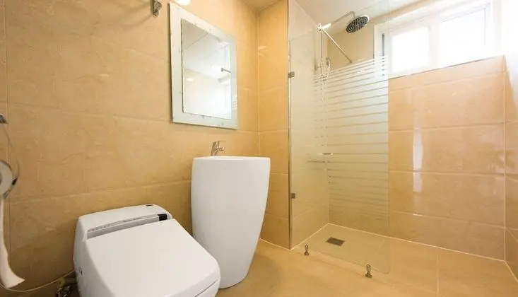 Villa (Pool / Type #2 Over base 2 pax, EPF)