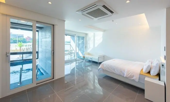 Villa (Pool / Type #3 Over base 2 pax, EPF)