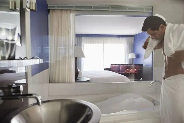 Deluxe Oda, 1 En Büyük (King) Boy Yatak