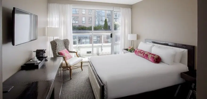 Standard Oda, 1 Büyük (Queen) Boy Yatak