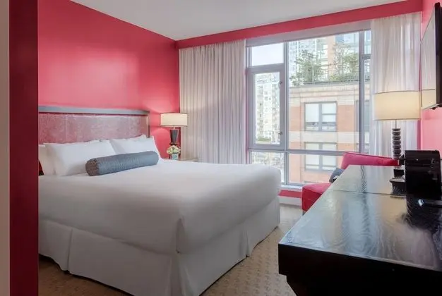 Standard Oda, 1 Büyük (Queen) Boy Yatak