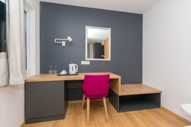 Deluxe Tek Büyük veya İki Ayrı Yataklı Oda, 1 Çift Kişilik veya 2 Tek Kişilik Yatak, Denize Bakan