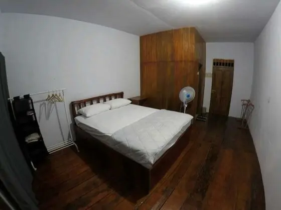 Tek Büyük Yataklı Oda, Balkon