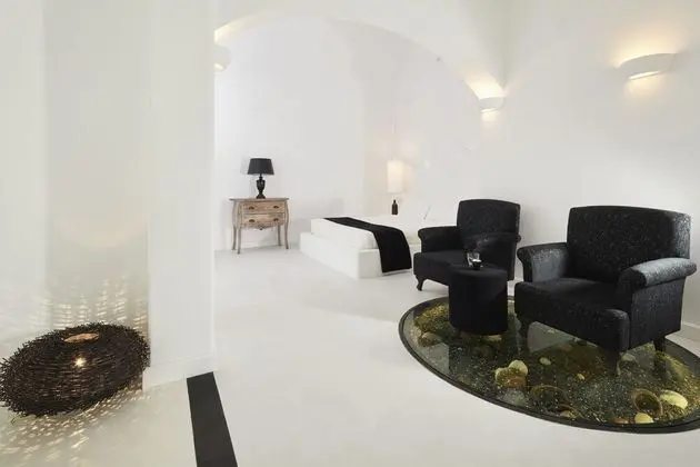 Honeymoon Süit (with Private Outdoor Jacuzzi)