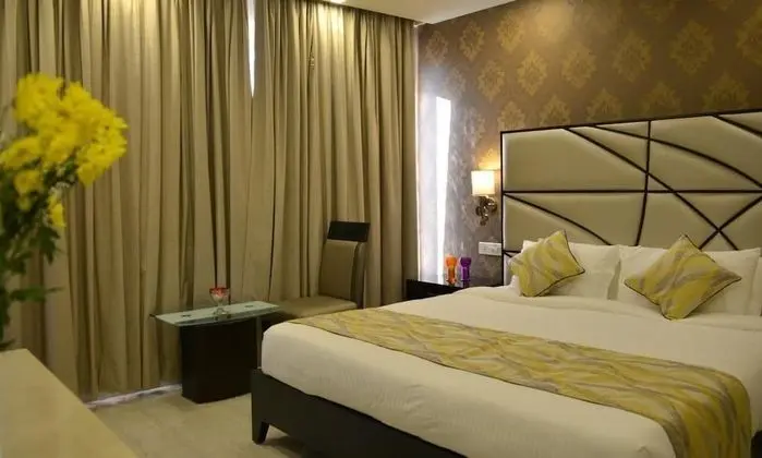 Luxury Apart Daire, 2 Yatak Odası, Mutfak, Havuz Manzaralı