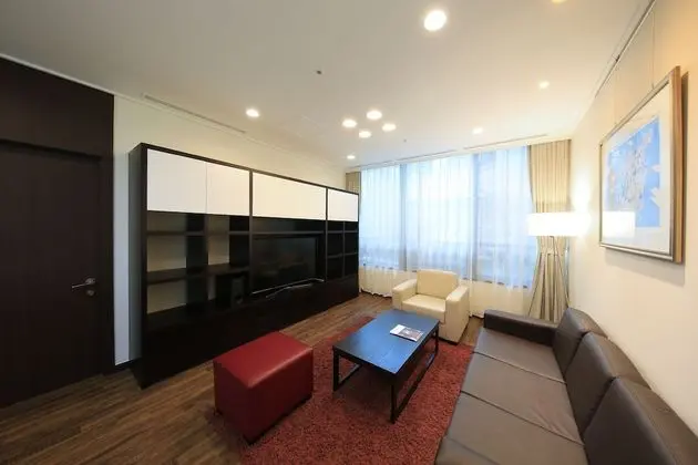 2-Bedroom Deluxe Apartment with Kitchen:Extra person (over 6-year-old) will be charged upon check-in