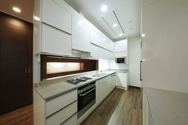 2-Bedroom Premiere Apartment with Kitchen:Extra person(over 6-year-old)will be charged upon check-in