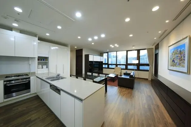 4-Bedroom Apartment with Kitchen:Extra person (over 6-year-old) will be charged upon check-in