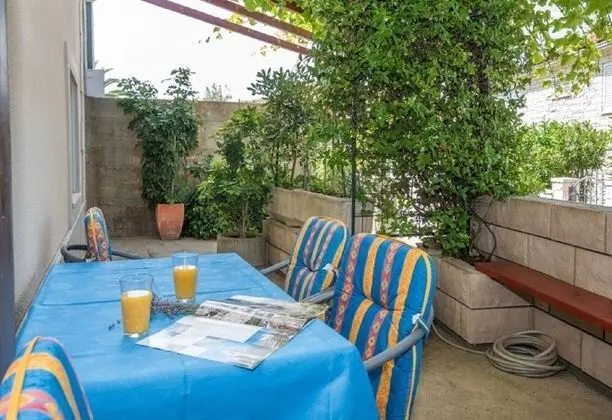 Apart Daire (Orange - 30m from beach - A1(4))